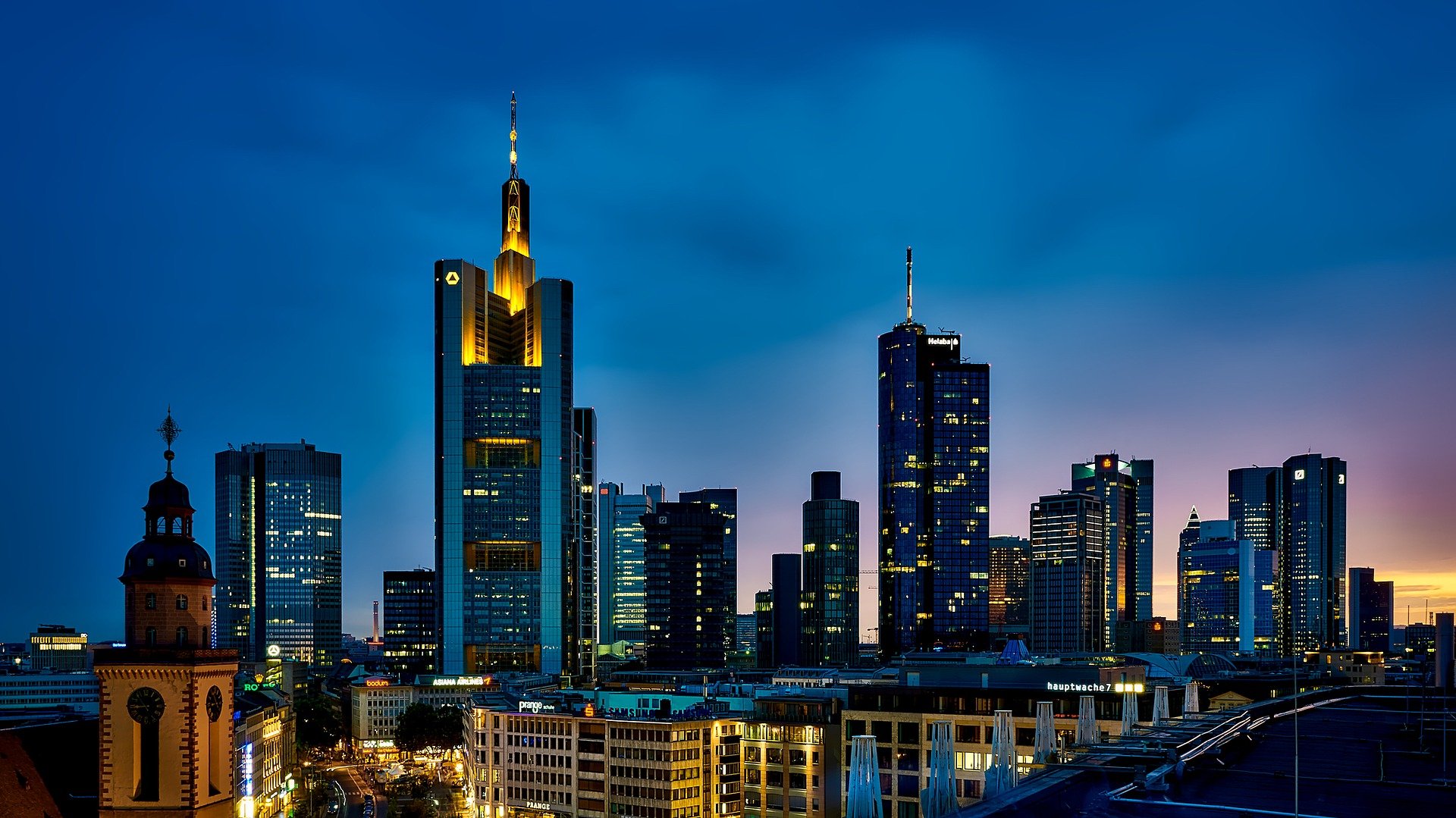frankfurt-1804481_1920